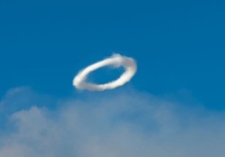 雲の輪